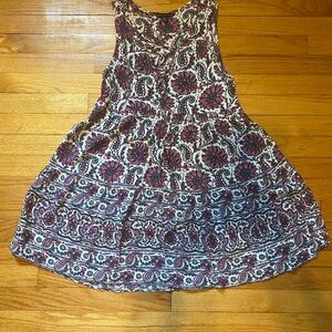 American Eagle Outfitters Red and Gray Patterned Top